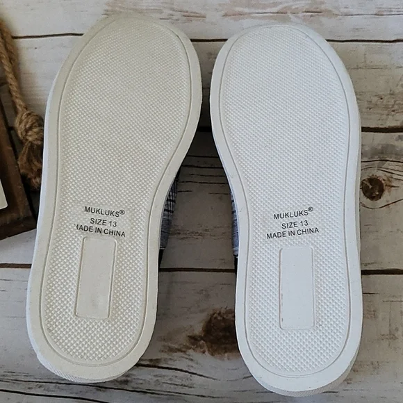 Muk Luks Kyle navy blue slip on sneakers with plaid accents NWOT - Picture 12 of 12